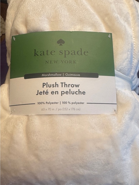 kate spade Other - kate spade Plush Marshmallow Throw in Cream